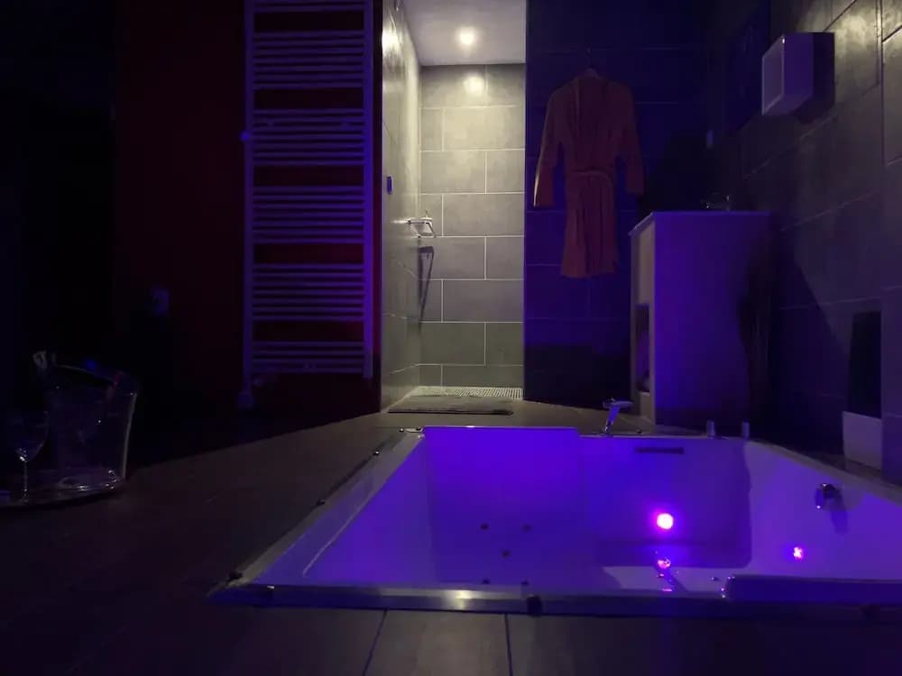 Chambre avec spa by Jordans Collection - Miniature 7