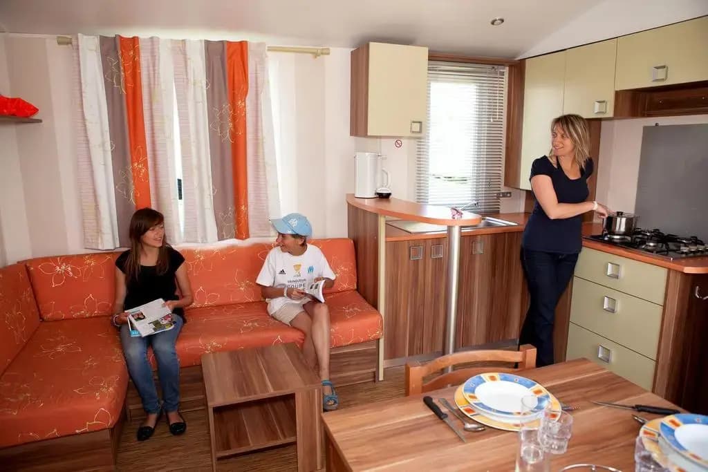 Mobil Home spacieux proche Royan - Miniature 7
