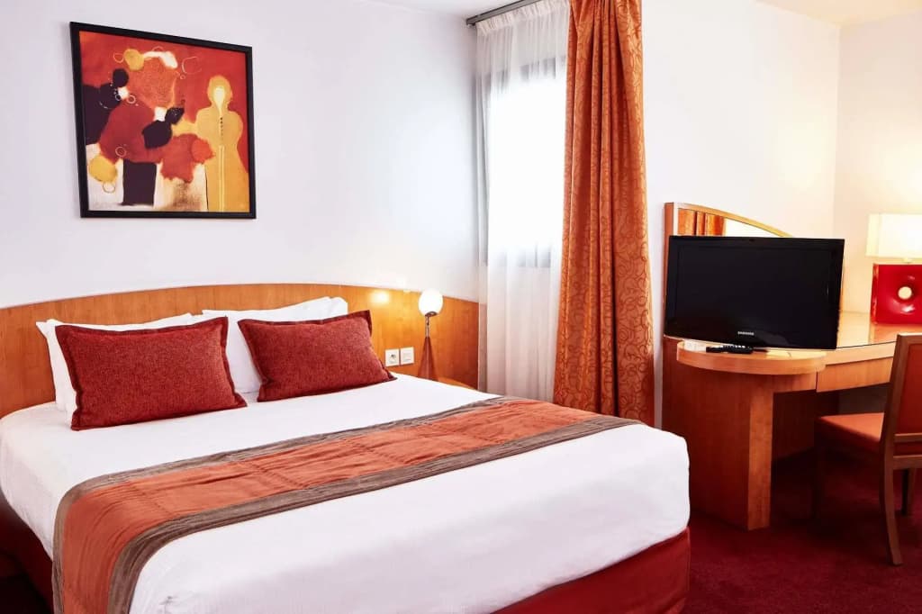 Opera Cadet Hotel - Miniature 6