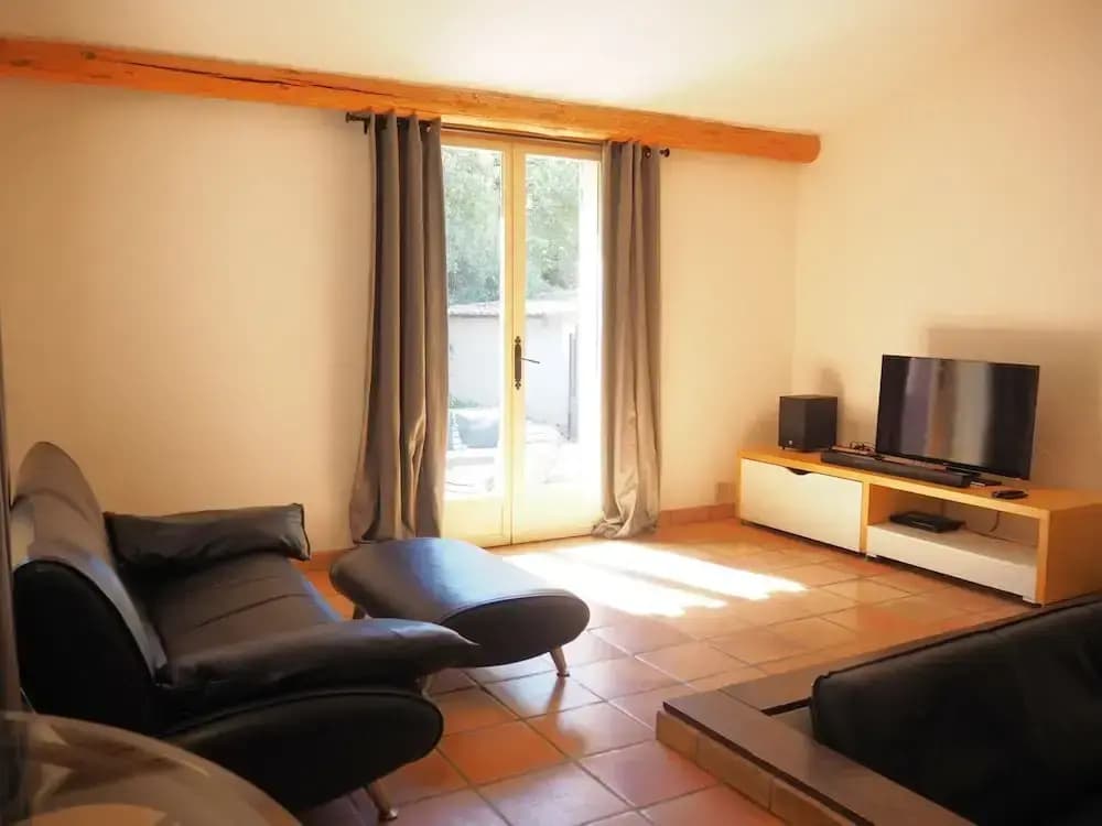 Nice Holiday Home With Private Pool in the Luberon Park, Grambois - Photo 3