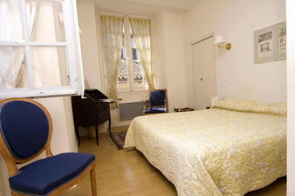 Hôtel De Bastard - Photo 4