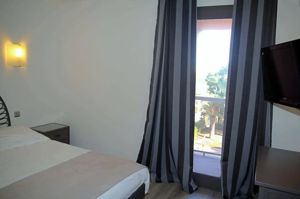 Hôtel Aquarius - Miniature 6