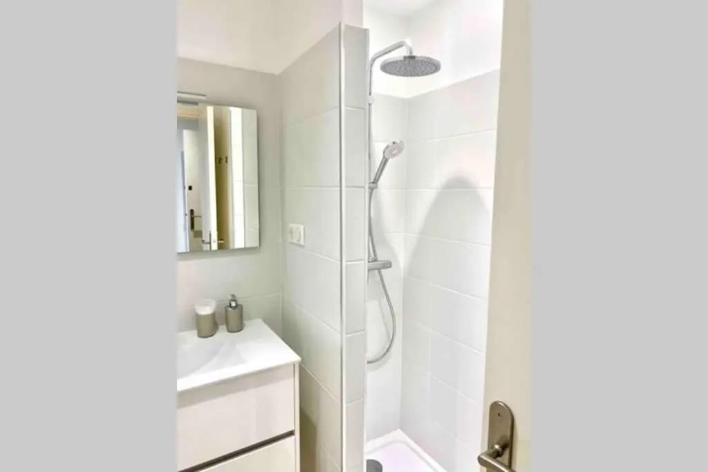 Appartement 3 pers sur la plage, accès direct mer - Photo 5