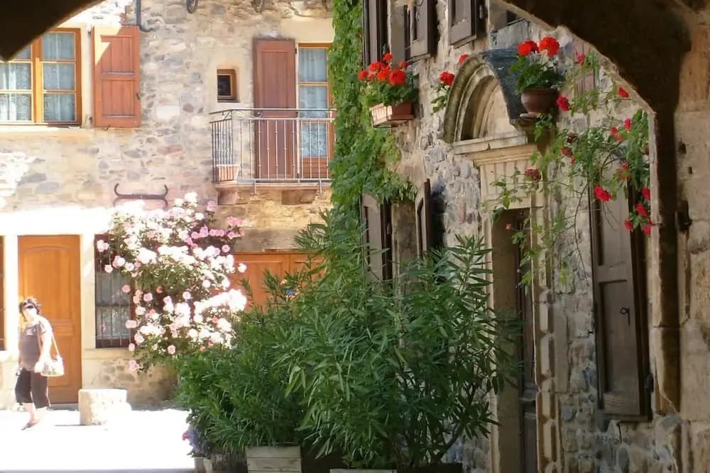 Village de Gite - La Cascade - Photo 1