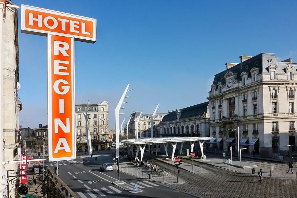 Hôtel Regina - Miniature 7