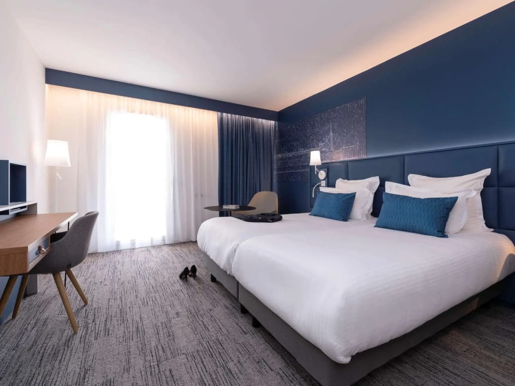 Hôtel Mercure Toulon La Seyne-Sur-Mer - Photo 2