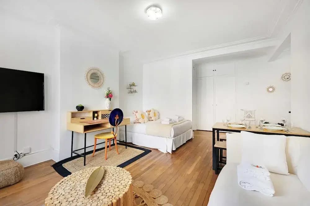 Charming Apartment -4p- Near Arc de Triomphe - Miniature 8