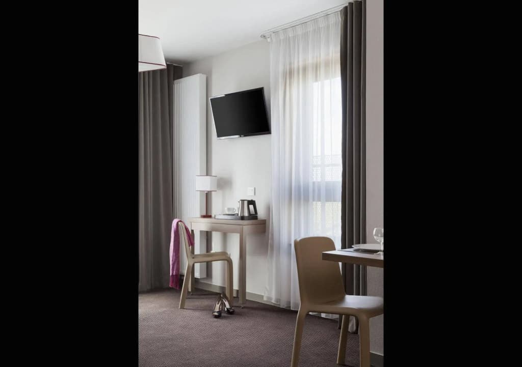 Nehô Suites Porte de Genève - Gare Annemasse - Miniature 7