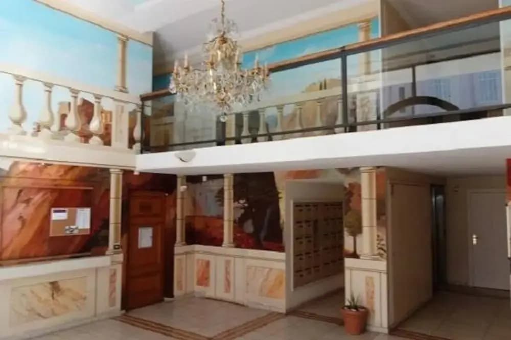 Palazzio 2 - Photo 2