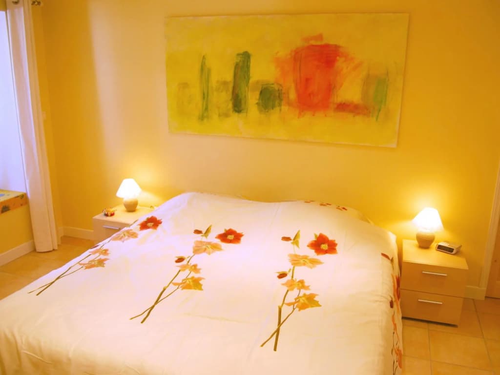 Lovely Country Cottage in Valreas with Swimming Pool - Photo 4