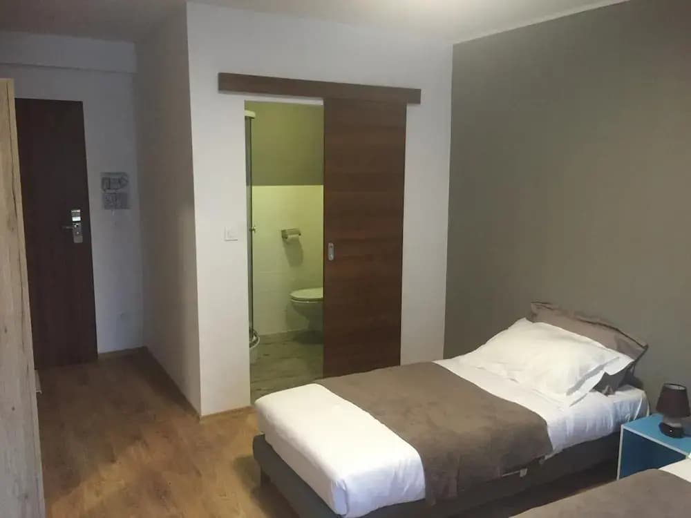 Hôtel Le Saint Amand - Photo 2