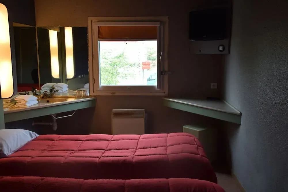 Hotel Design Booking - Photo 3