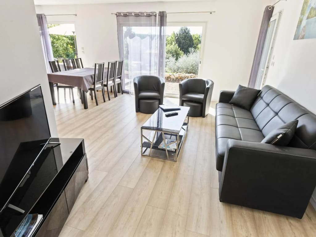 Holiday Home in Brignoles With Private Pool - Photo 1