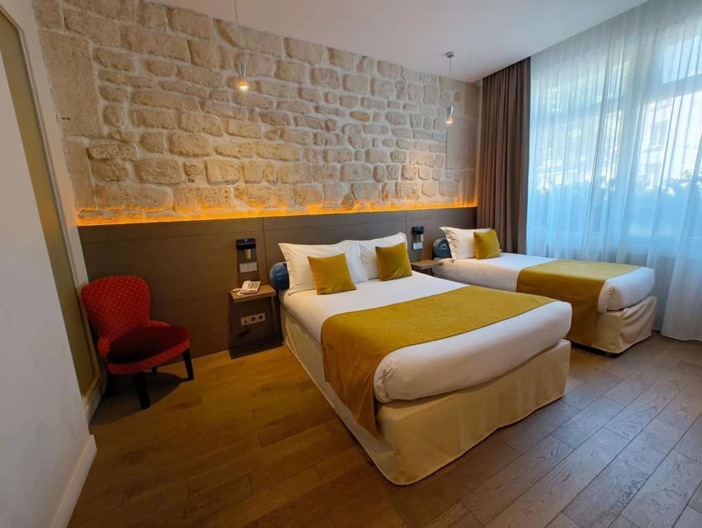 Familia Hotel - Photo 2
