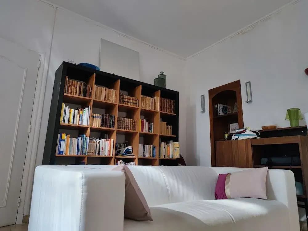 Alexandra Apartments - Photo 2