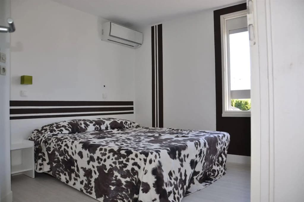 Initial by Balladins GHM Airport Hotel - Photo 4