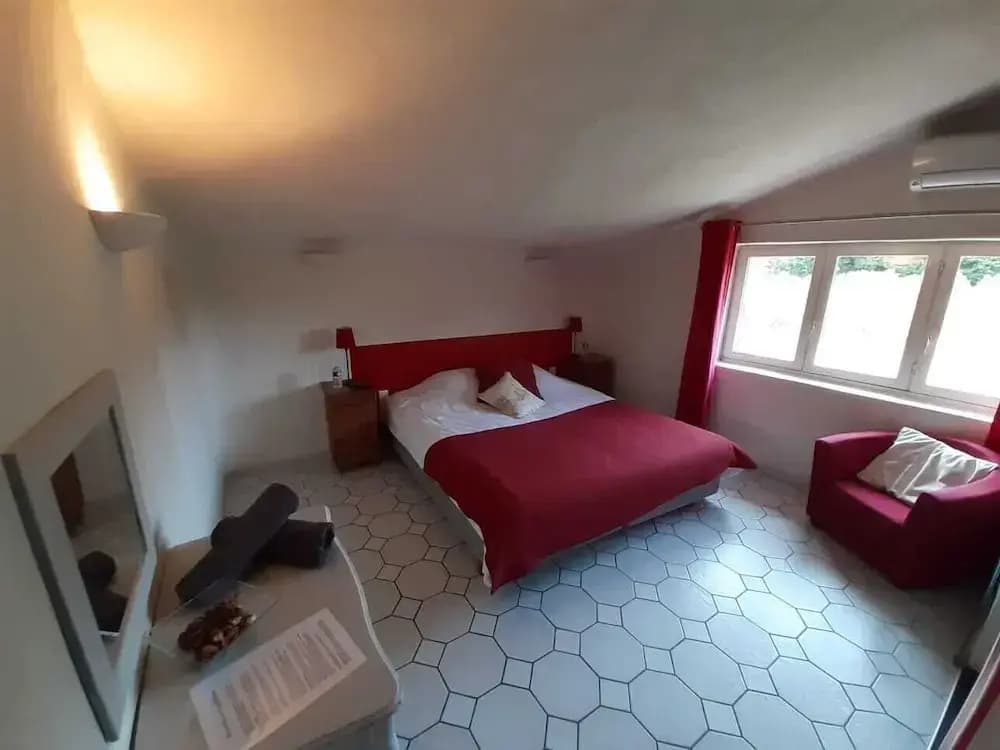 Le Vieux Platane - Photo 2
