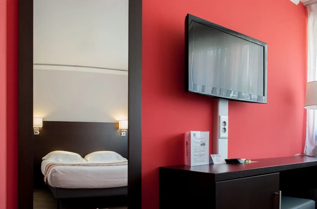 Hotel Black and Green - Photo 4