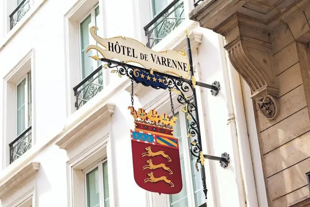 Hotel De Varenne - Photo 1