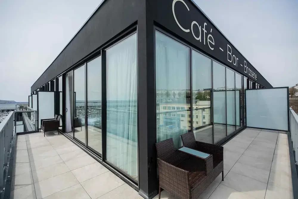 Hôtel Barracuda & Spa, Centre Port, pieds dans l'eau, vue mer - Photo 1