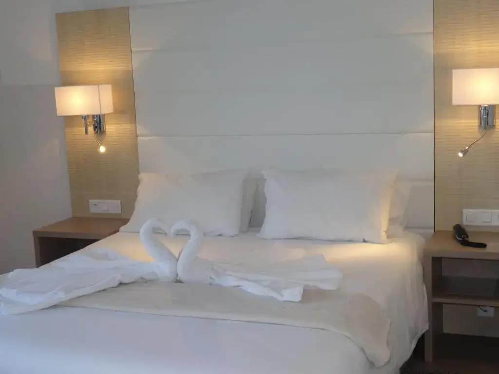 Hotel Uhainak - Photo 2