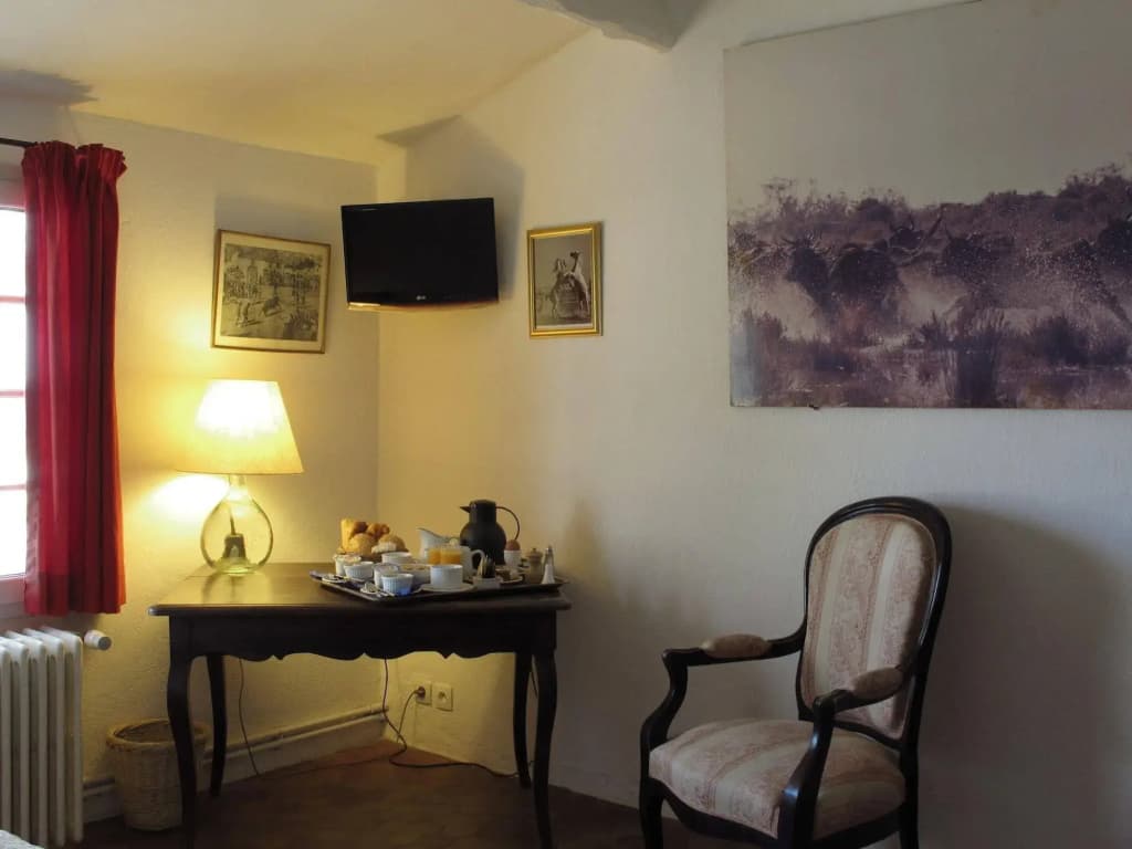 Cacharel - Photo 2