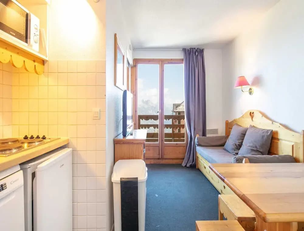 Duplex Apartment With Balcony - Photo 4