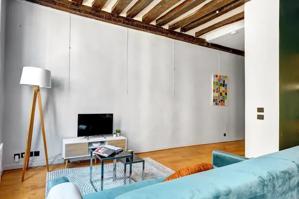 Chic 1BR Near Le Marais & Picasso Museum - Photo 3
