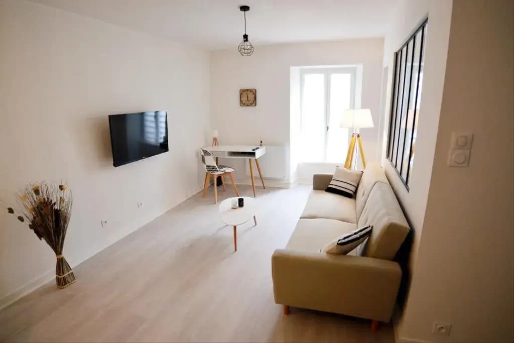 Joli appartement au coeur d'Oyonnax - Photo 2
