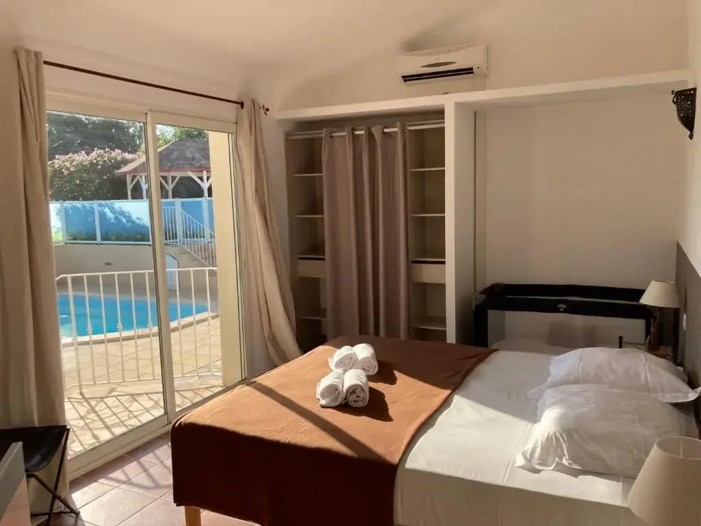Villas CALA CORSA 4 Chambres - CALA ROSSA Porto-Vecchio - Villa entièrement climatisée à 5 minutes à pied de la plage Cala...