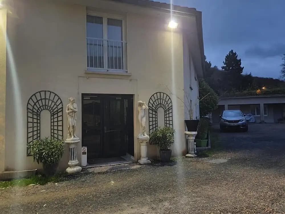 Hotel Restaurant - La Ferme de Vaux - Photo 1