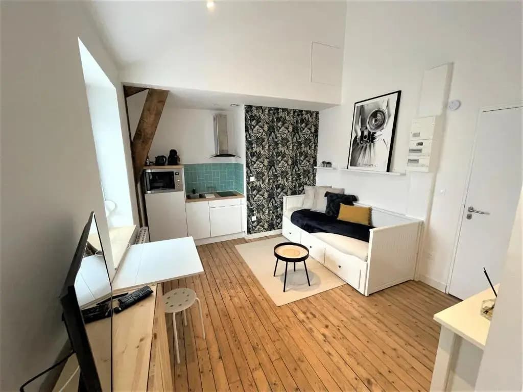Studio proche hyper-centre avenue Jean Jaurès Reims - Photo 4