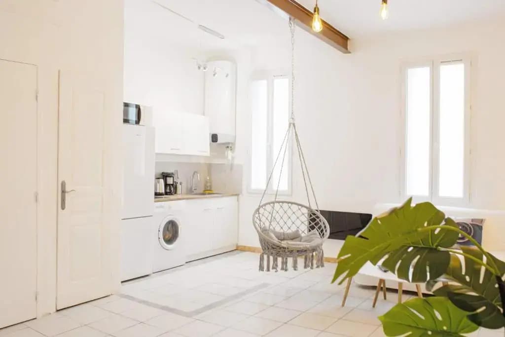 GregBnb-com - T2 Cocooning et chaise hamac -10min Gare - Photo 3