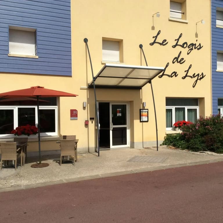 Hotel Restaurant Le Logis de la Lys - Photo 1