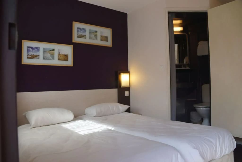 Brit Hotel Confort Lyon Dardilly - Photo 2