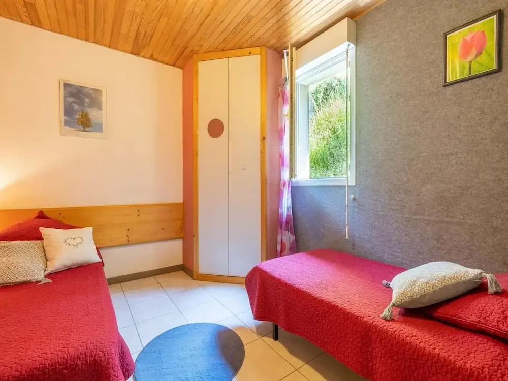 Tranquil Villa in Les Salelles - Photo 4