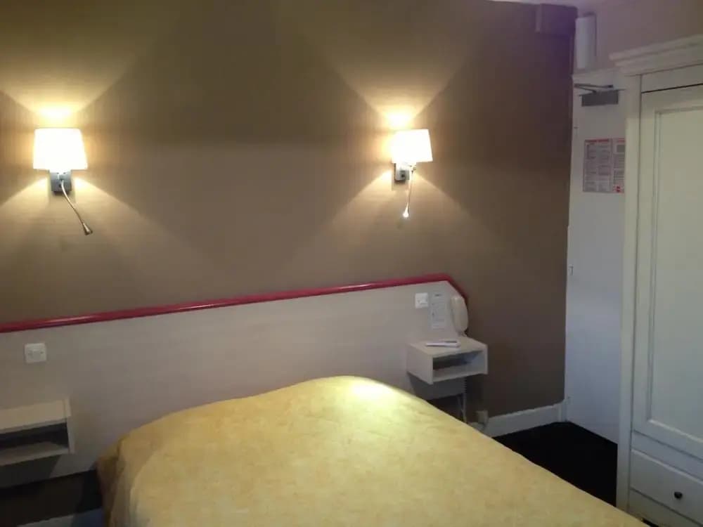 La Champagne Ardenne Hôtel - Photo 5