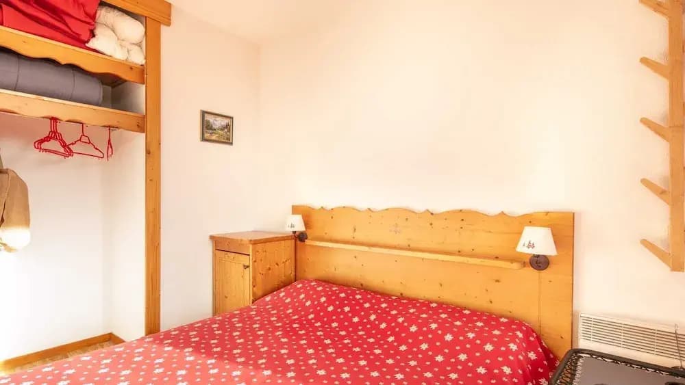 Mountain Escape for 4 Guests - Photo 3