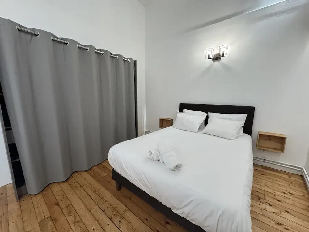 Loft in Le Mans Near Historic Old Town - Photo 3