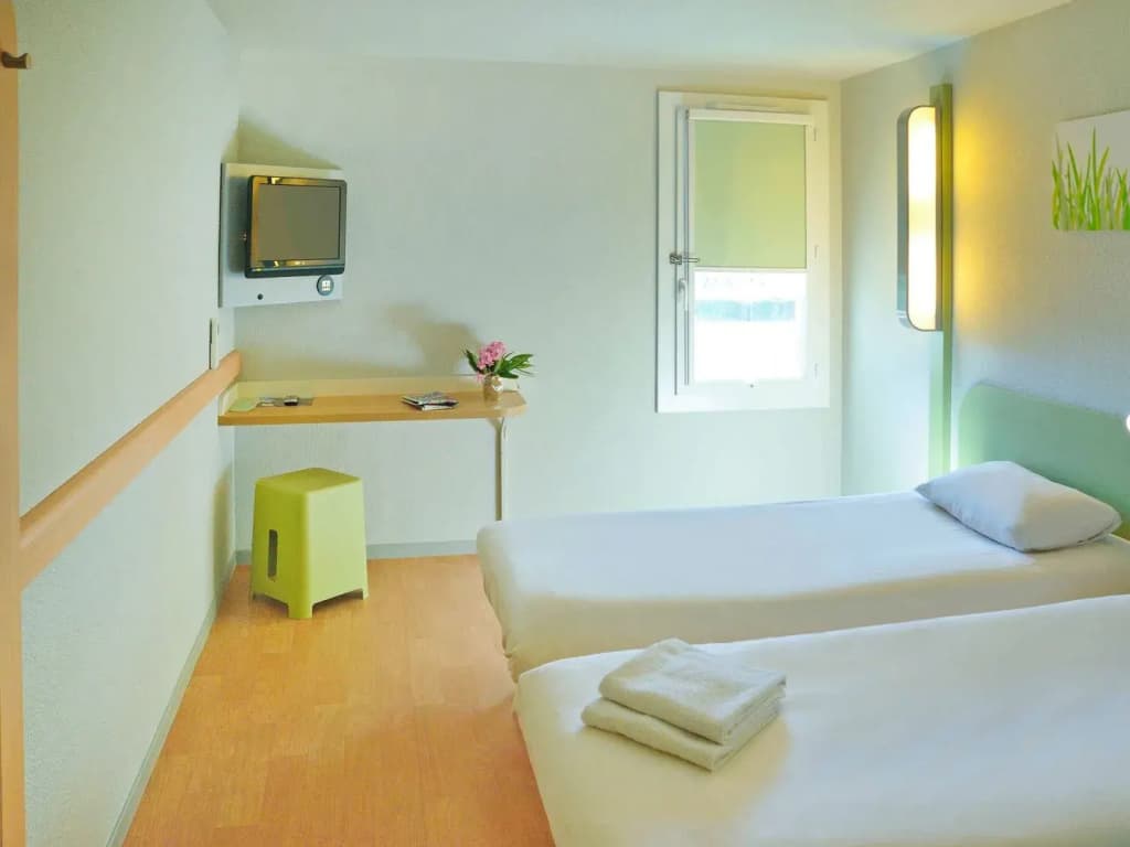 ibis budget Bollène - Photo 2