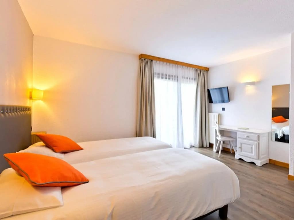 L'Arcalod Hôtel Restaurant & Spa - Photo 4