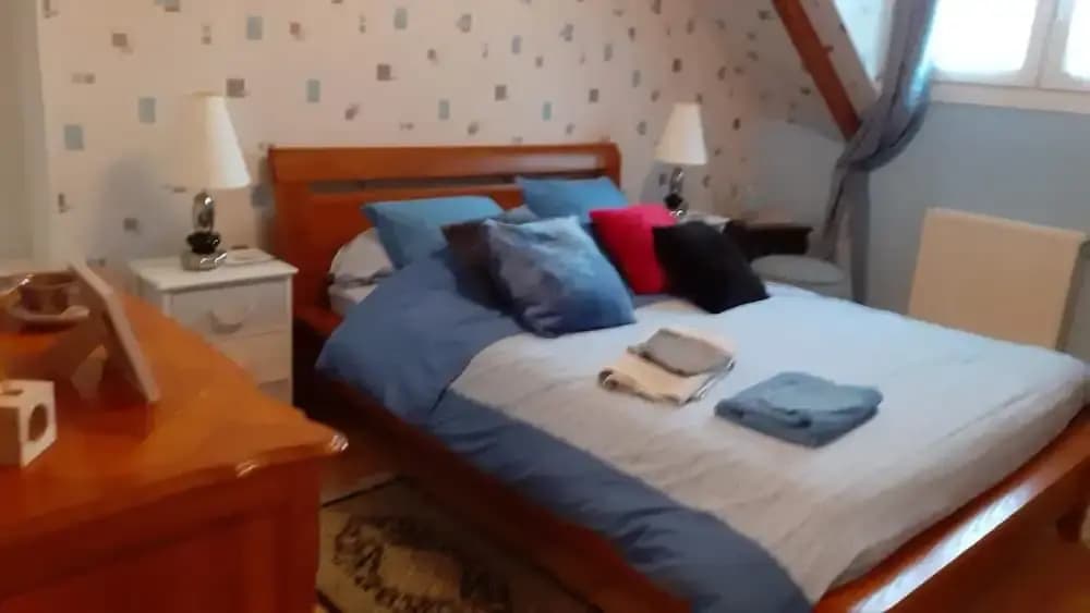 Chambre dans une maison pleine de vie - Miniature 6