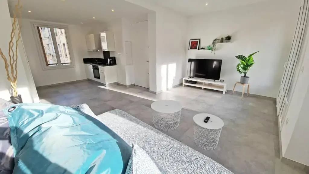 Maxbnb - T2 Balcon 50m2 - Climatise - Ouest - - Photo 4