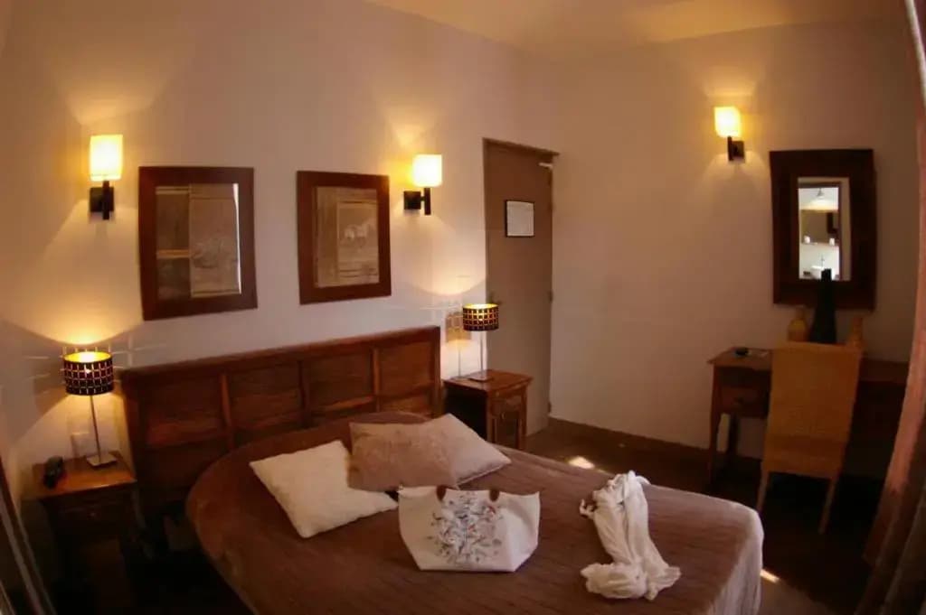 Logis Hotel Le Cheval Noir - Miniature 6