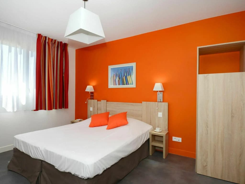 Modern Flat Near the Beach - Photo 3
