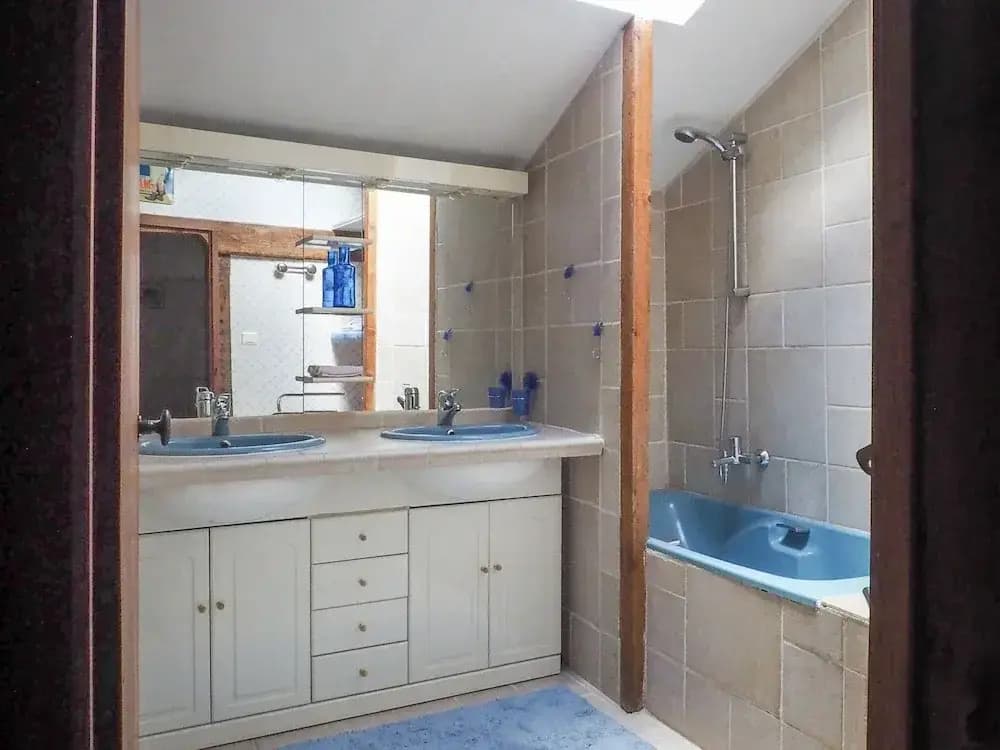 Holiday Home in Saint-laurent-de-la-salle With Pool - Miniature 8