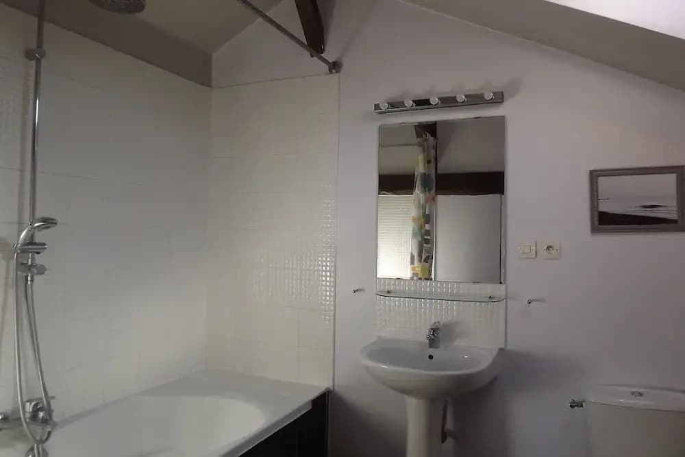The Secret Spot Lodge - Miniature 8