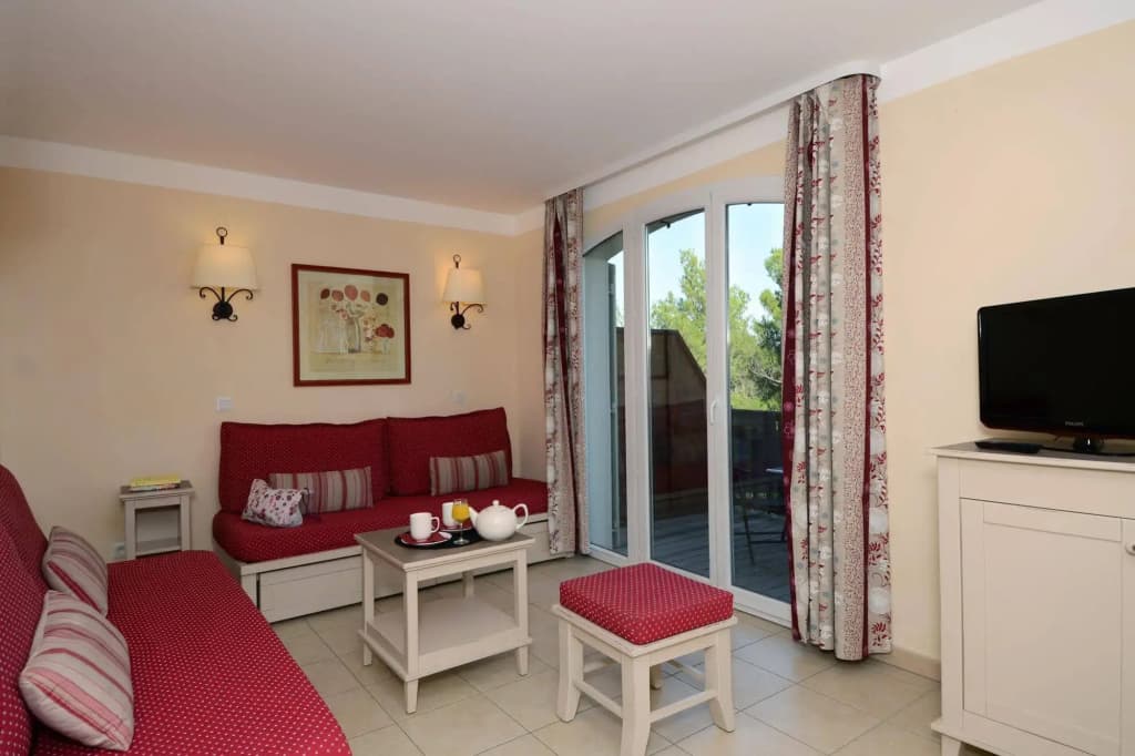 Pierre & Vacances Residence Les Coteaux de Pont-Royal - Photo 4