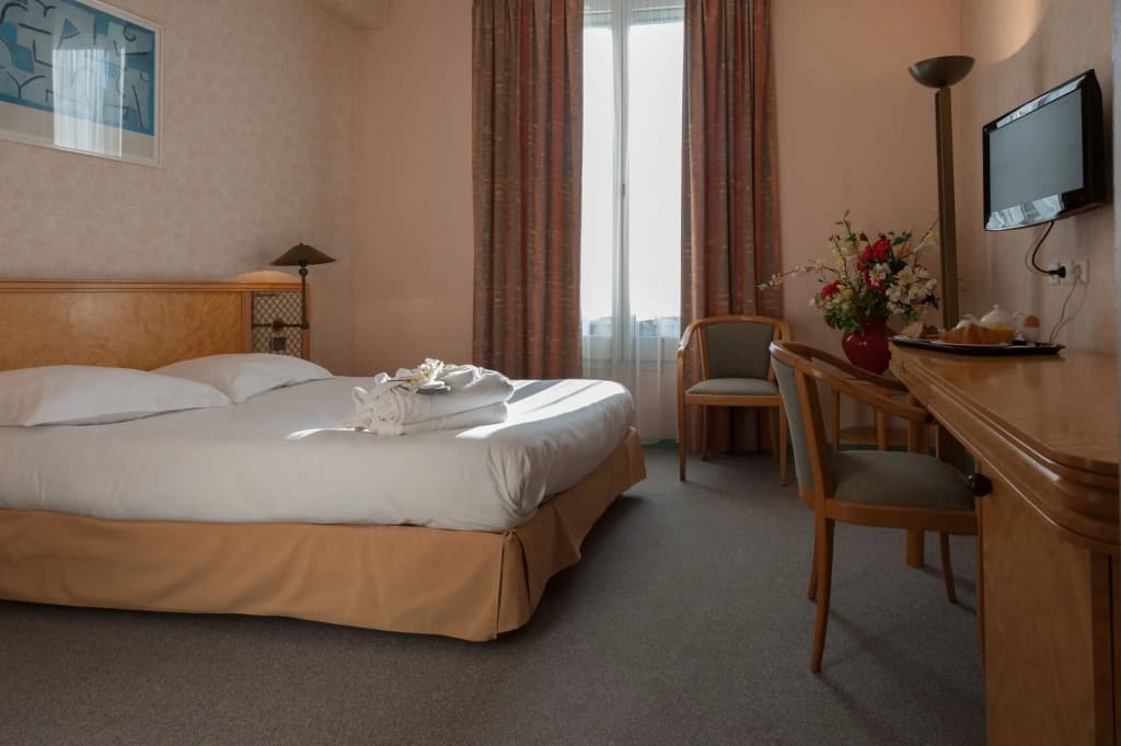 Hotel Radiana - Photo 3