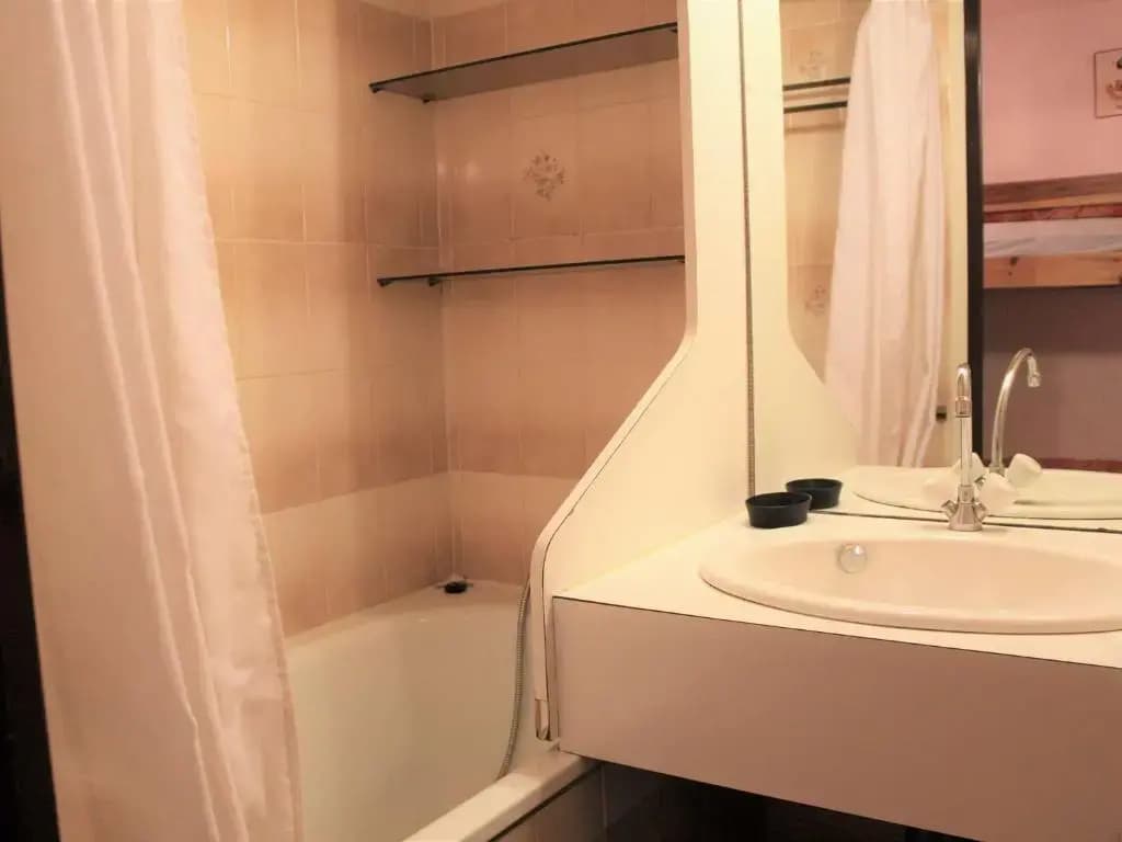 Appartement Vars, 1 pièce, 4 personnes - FR-1-330B-38 - Miniature 6